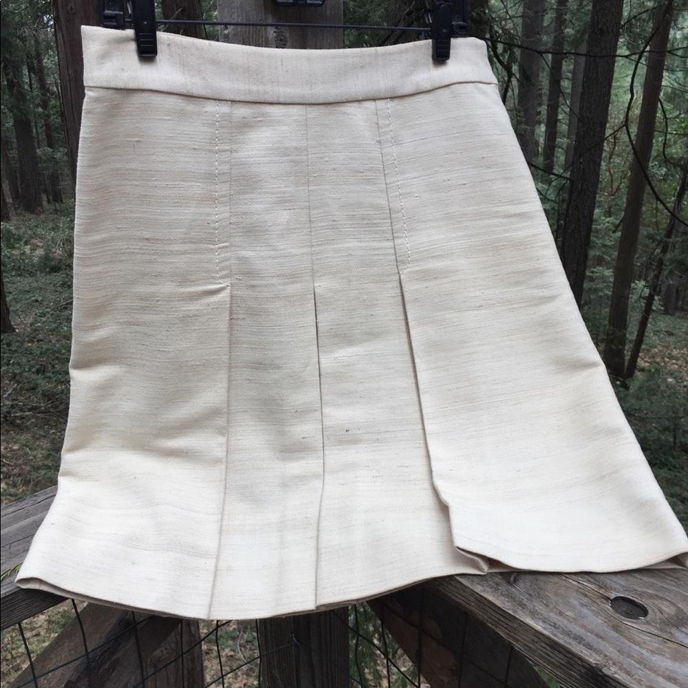 Banana Republic Classic cream nubby silk pleated mini skirt,HP25x2